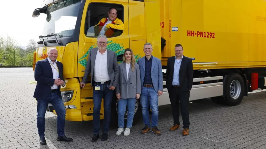 DHL Freight launches fully electric tractor-trailer with Mercedes-Benz trucks